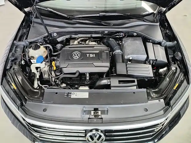 Volkswagen Passat 2018 — фото 12