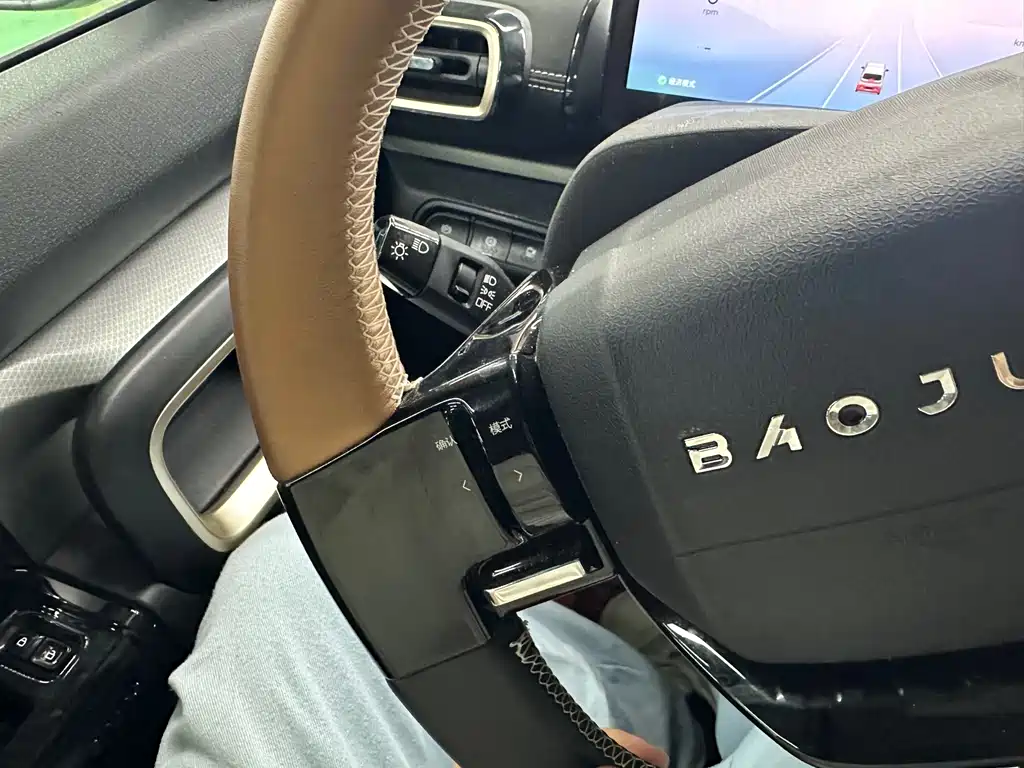 Baojun KiWi EV 2022 — фото 13