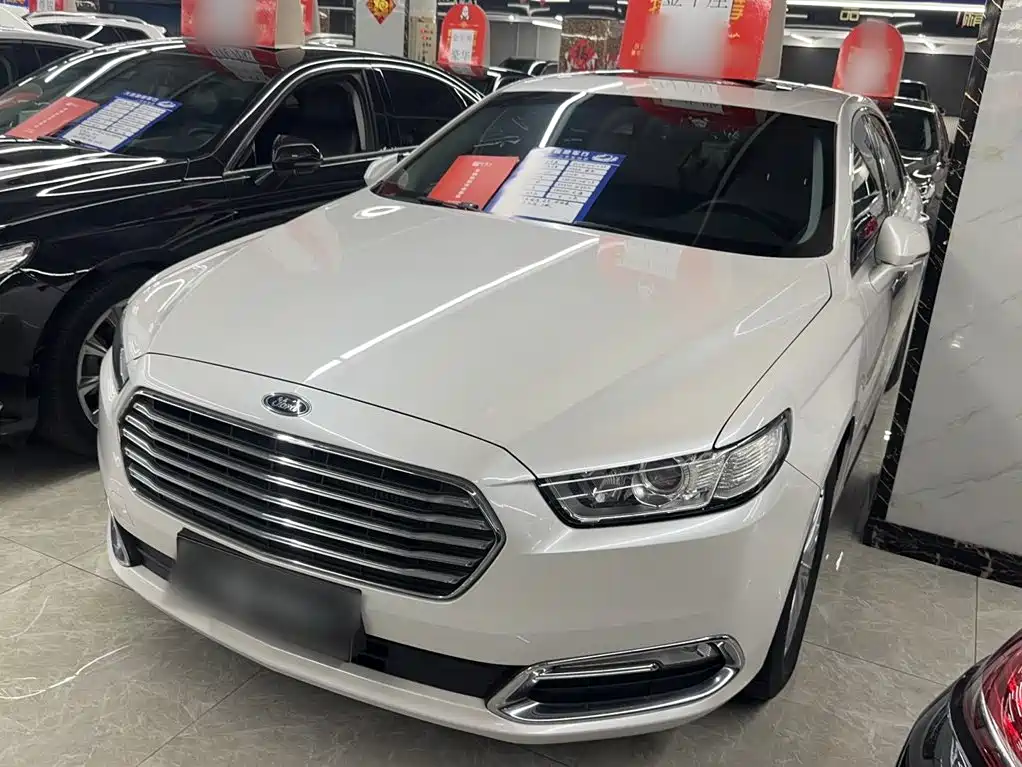 Ford Taurus 2016 — фото 2