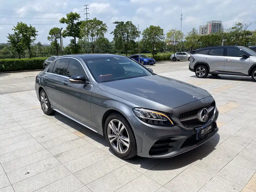 Mercedes-Benz C-Class 2020 — фото 32