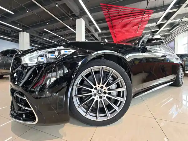 Mercedes-Benz S-Class 2024