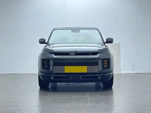 Geely ICON 2021