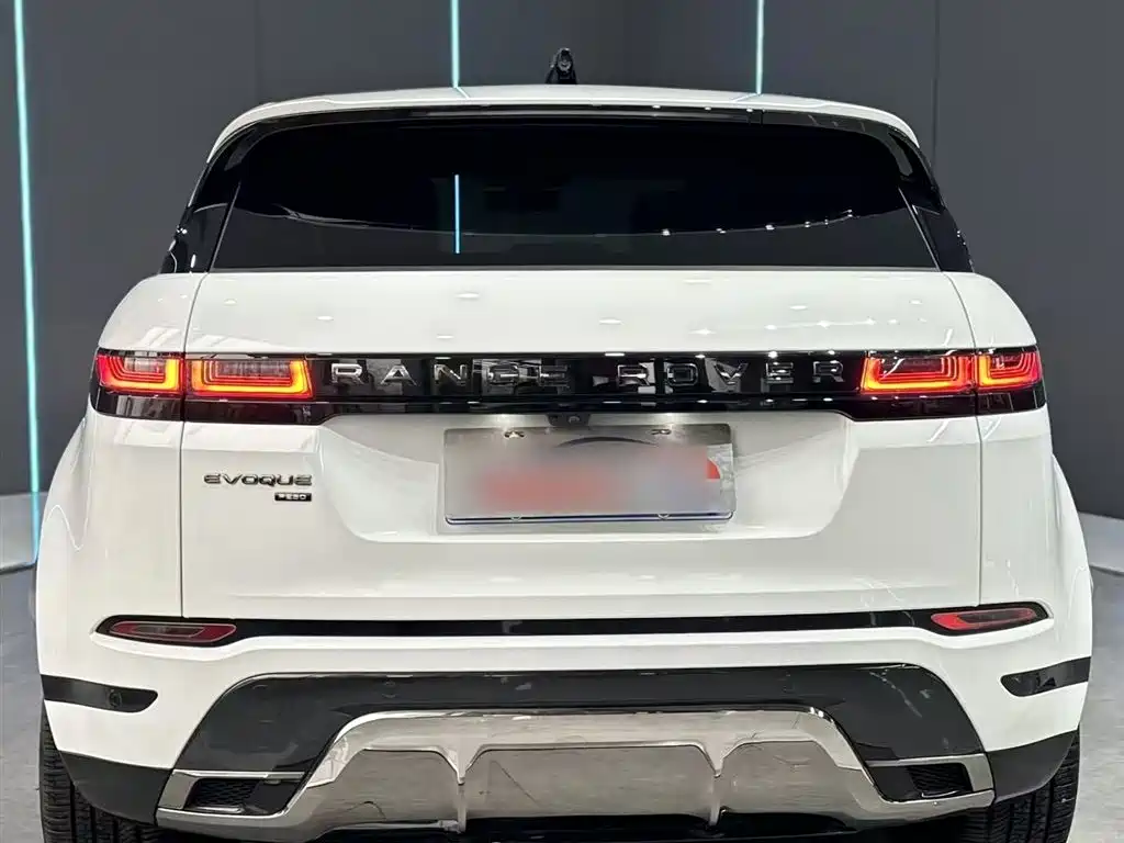 Land Rover Evoque 2023 — фото 25