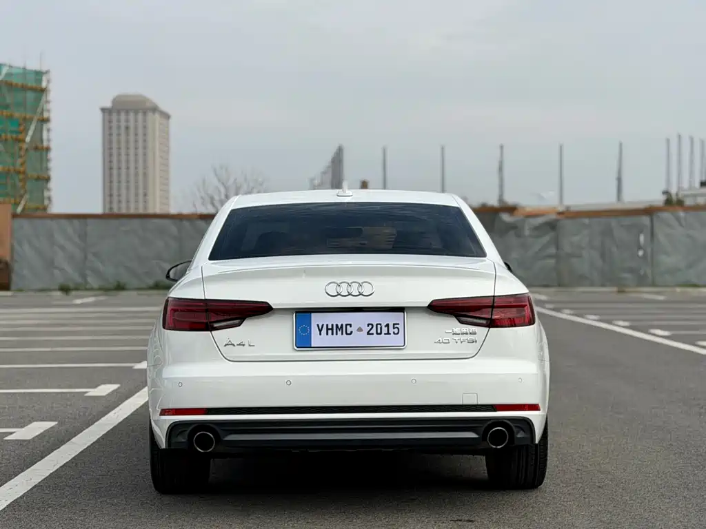Audi A4L 2017 — фото 19