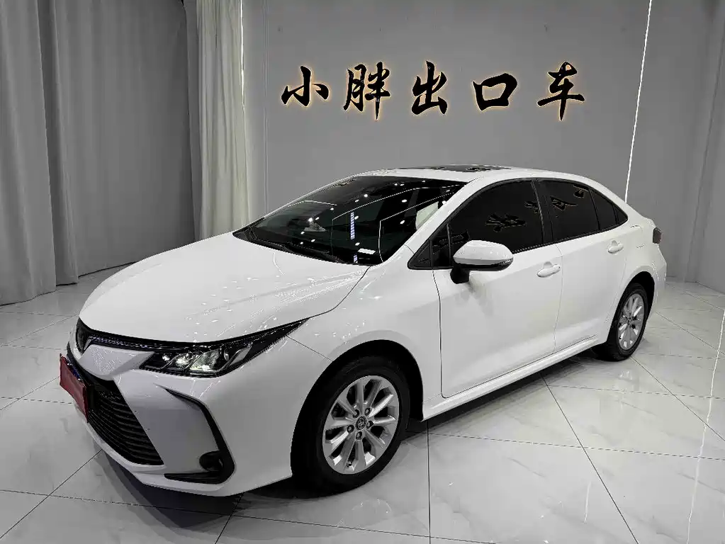 Toyota Corolla 2021 — фото 1