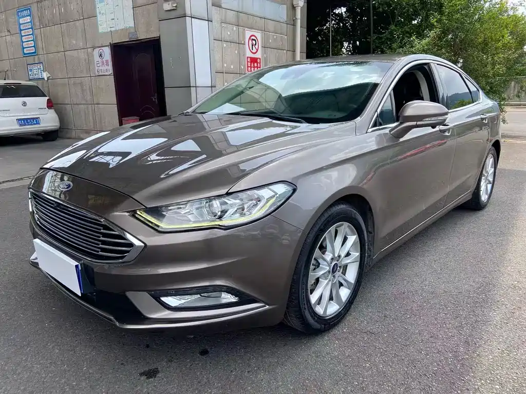 Ford Mondeo 2017 — фото 1