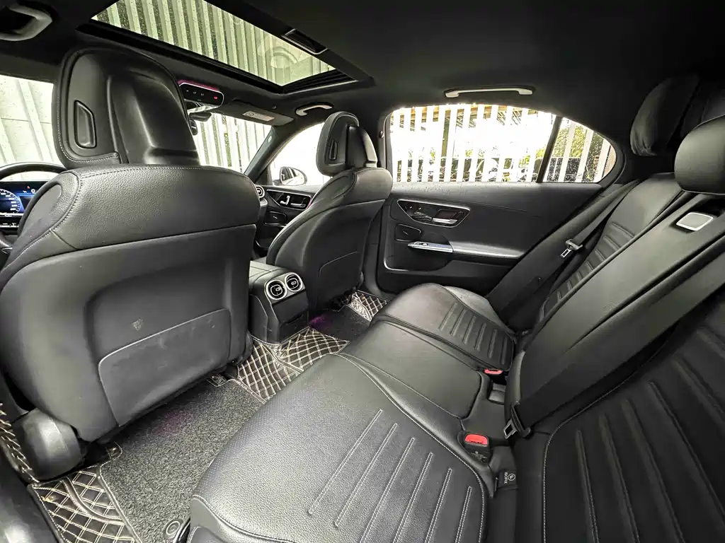 Mercedes-Benz C-Class 2021 — фото 10