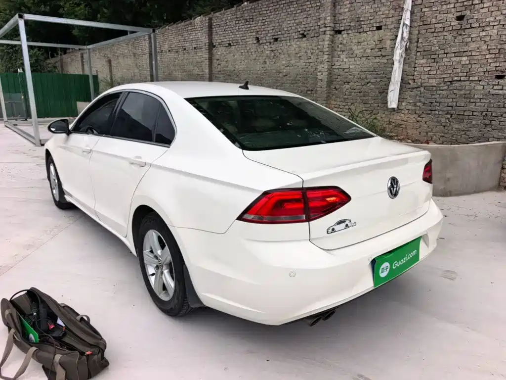 Volkswagen Lamando 2015