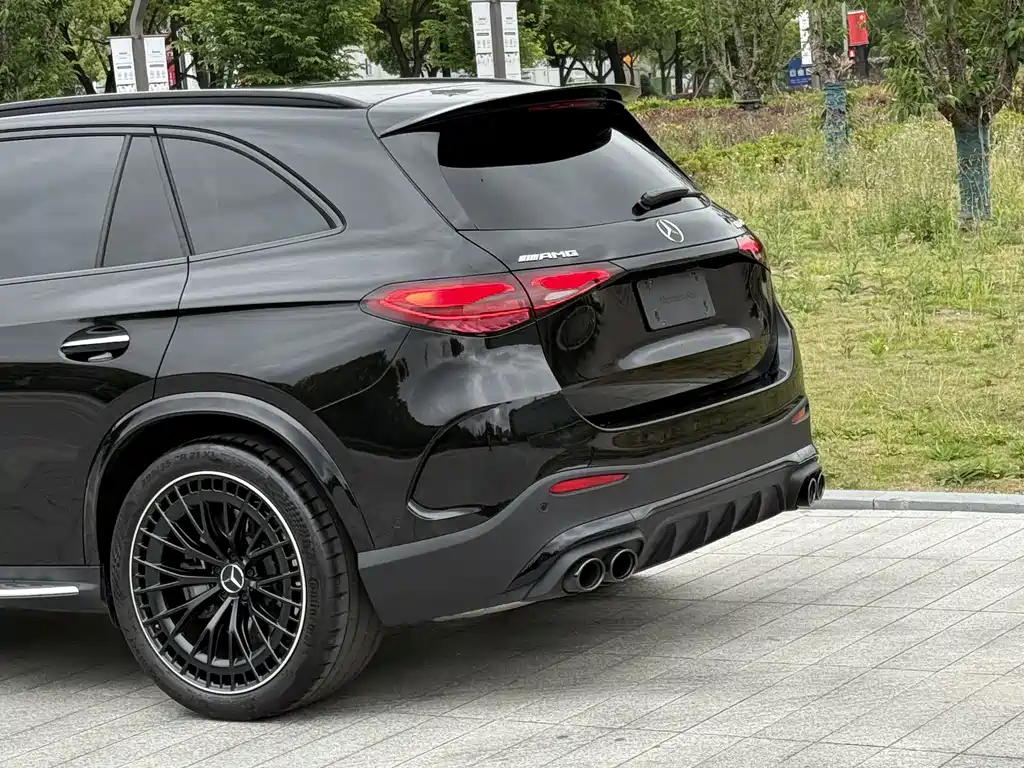Mercedes-Benz GLC AMG 2026 — фото 5