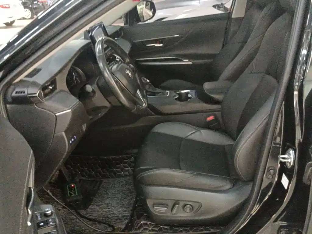 Toyota Harrier 2022 — фото 11