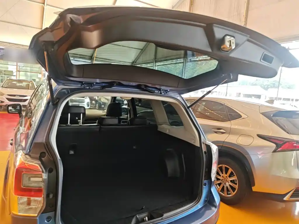 Subaru Forester 2017 — фото 19