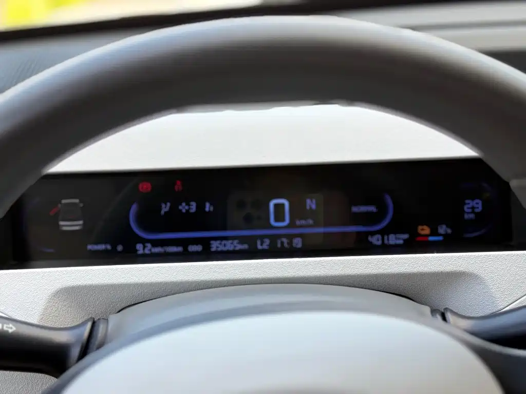 Geely Galaxy Panda 2023 — фото 11