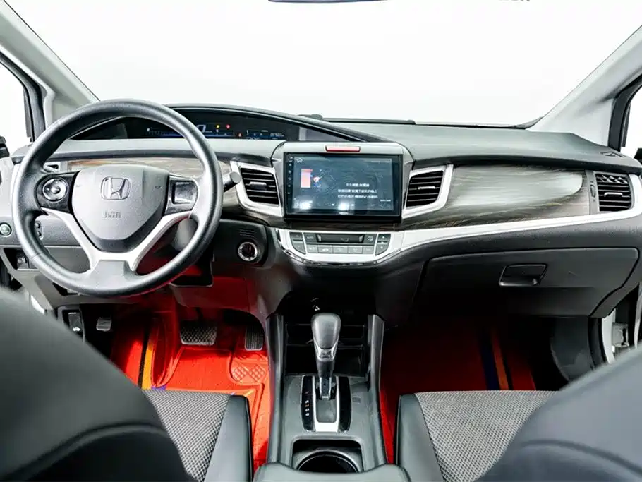 Honda Jade 2018 — фото 12
