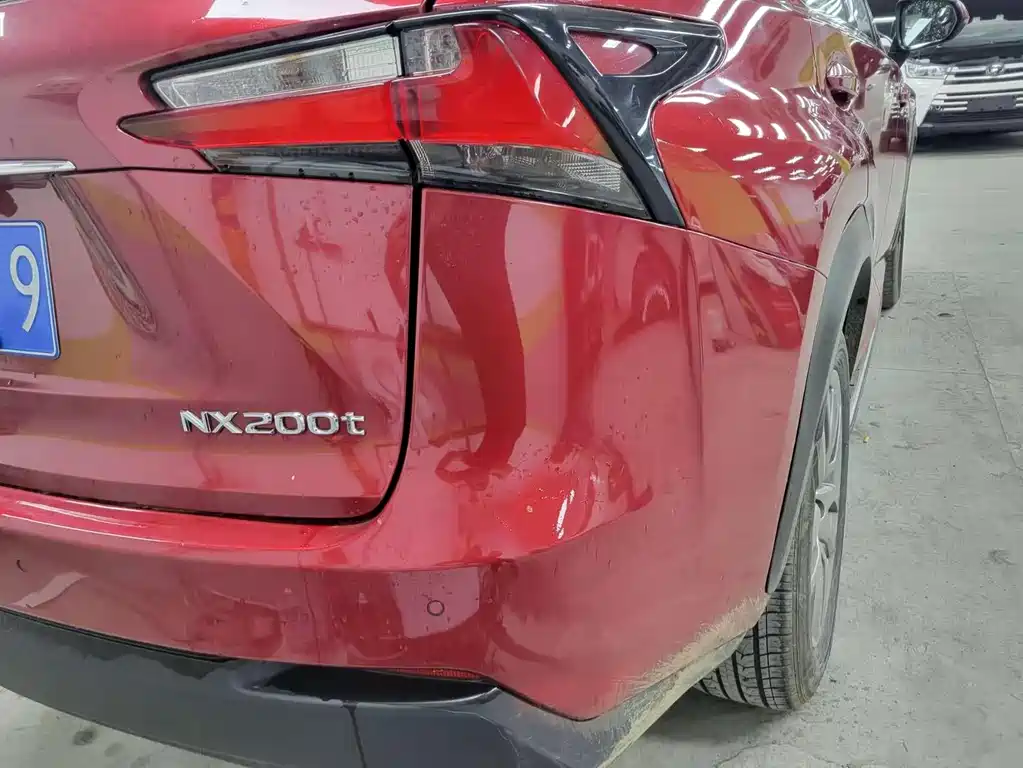 Lexus NX 2016 — фото 10