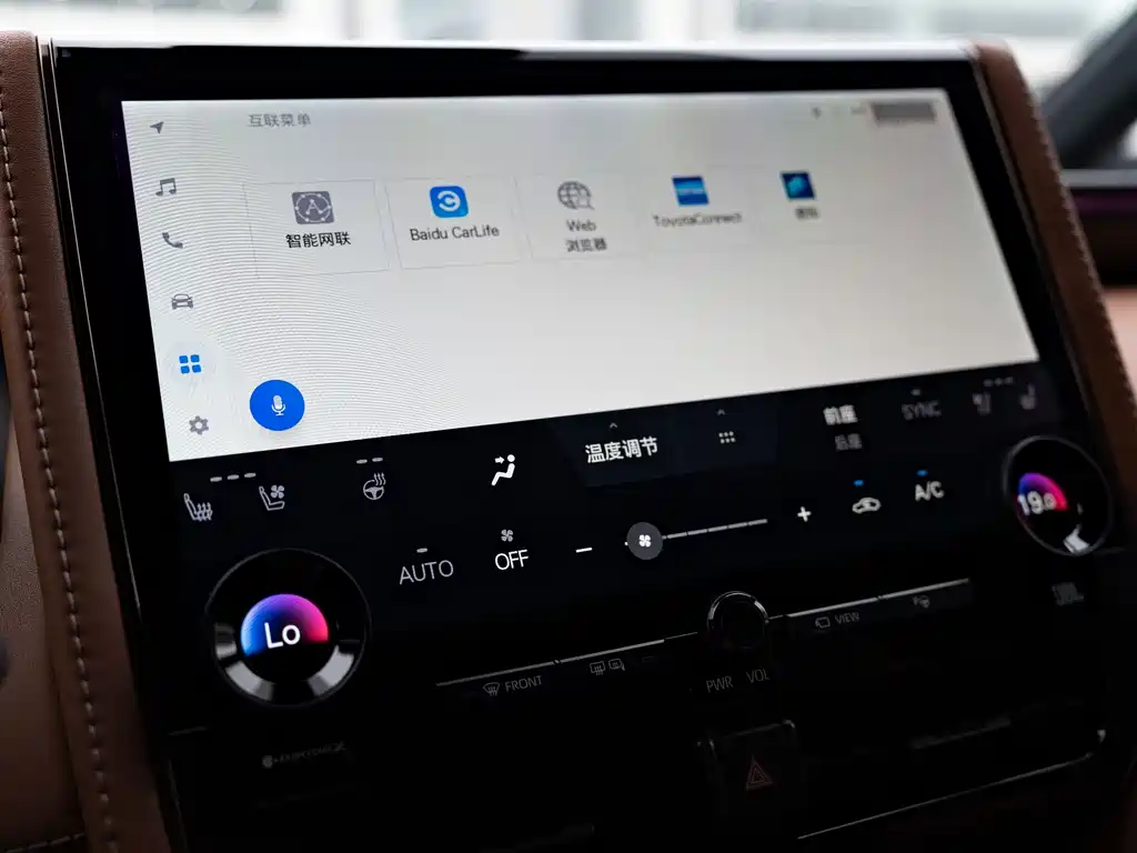 Toyota Vellfire 2024 — фото 15
