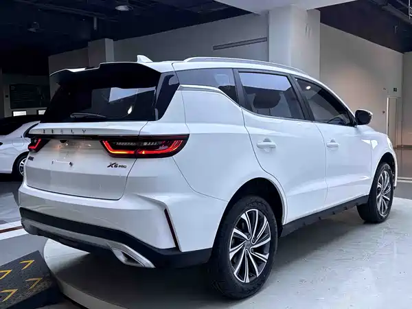 Geely Vision X6 2022