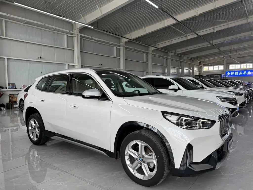 BMW X1 2023 — фото 3