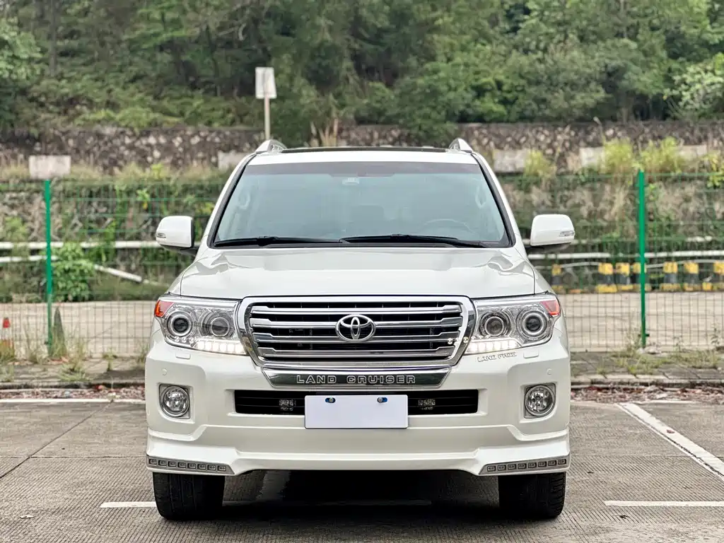 Toyota Land Cruiser 2015 — фото 4