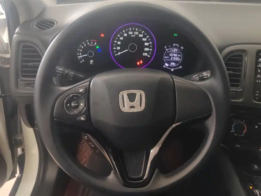 Honda Vezel 2020 — фото 15