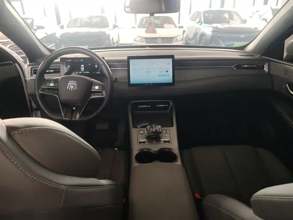 BYD Qin PLUS 2025 — фото 10