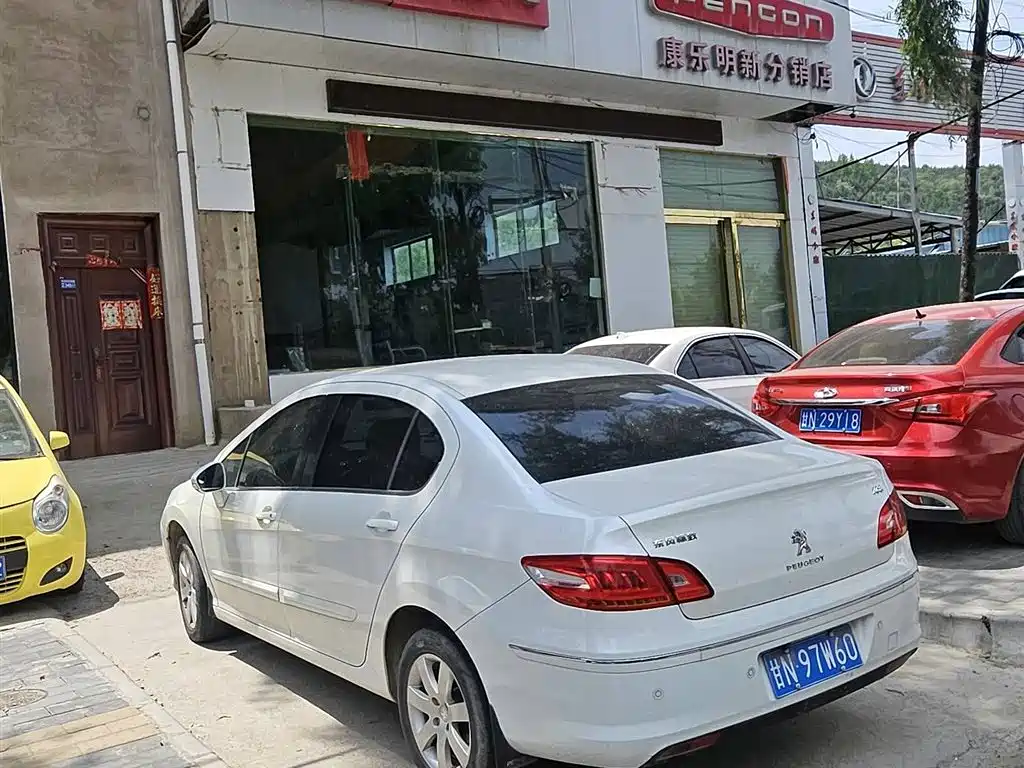 Peugeot 408 2013