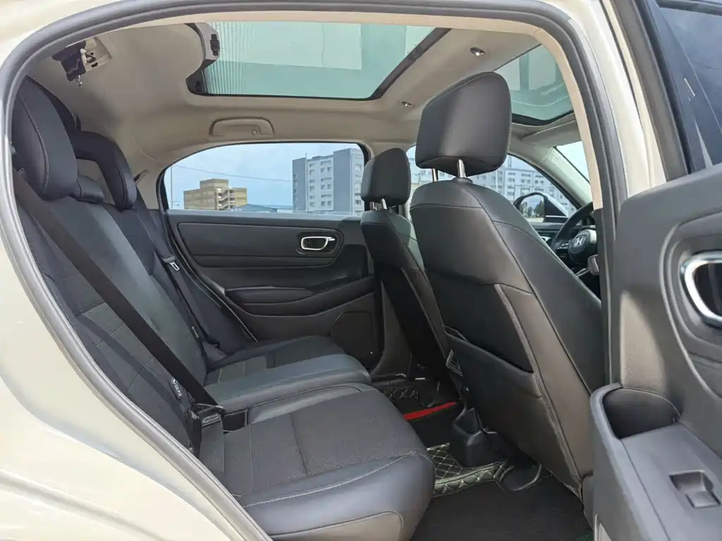Honda Vezel 2023 — фото 16