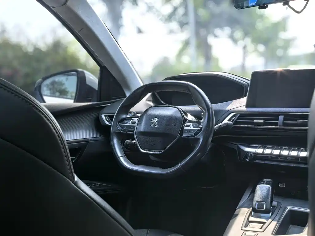 Peugeot 4008 2017 — фото 9