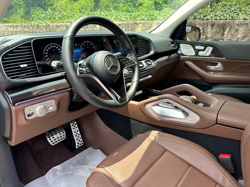 Mercedes-Benz GLE 2025