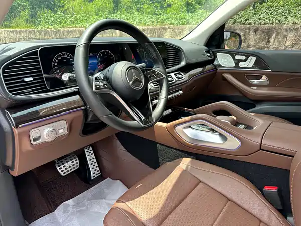 Mercedes-Benz GLE 2025