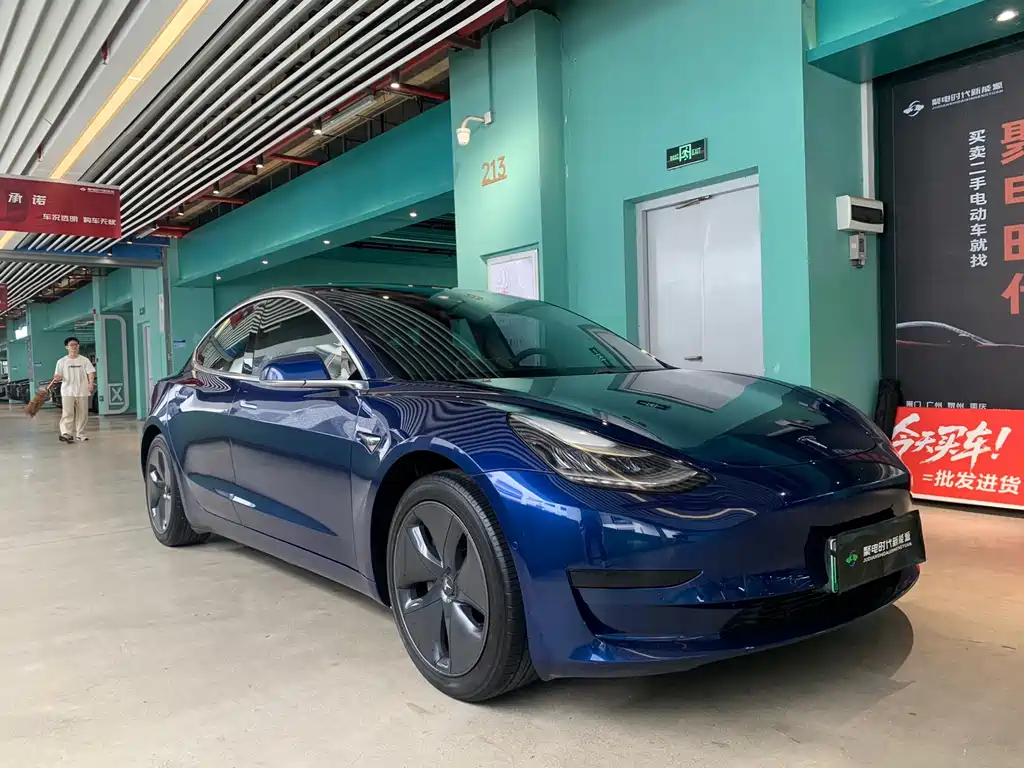 Tesla Model 3 2020 — фото 3