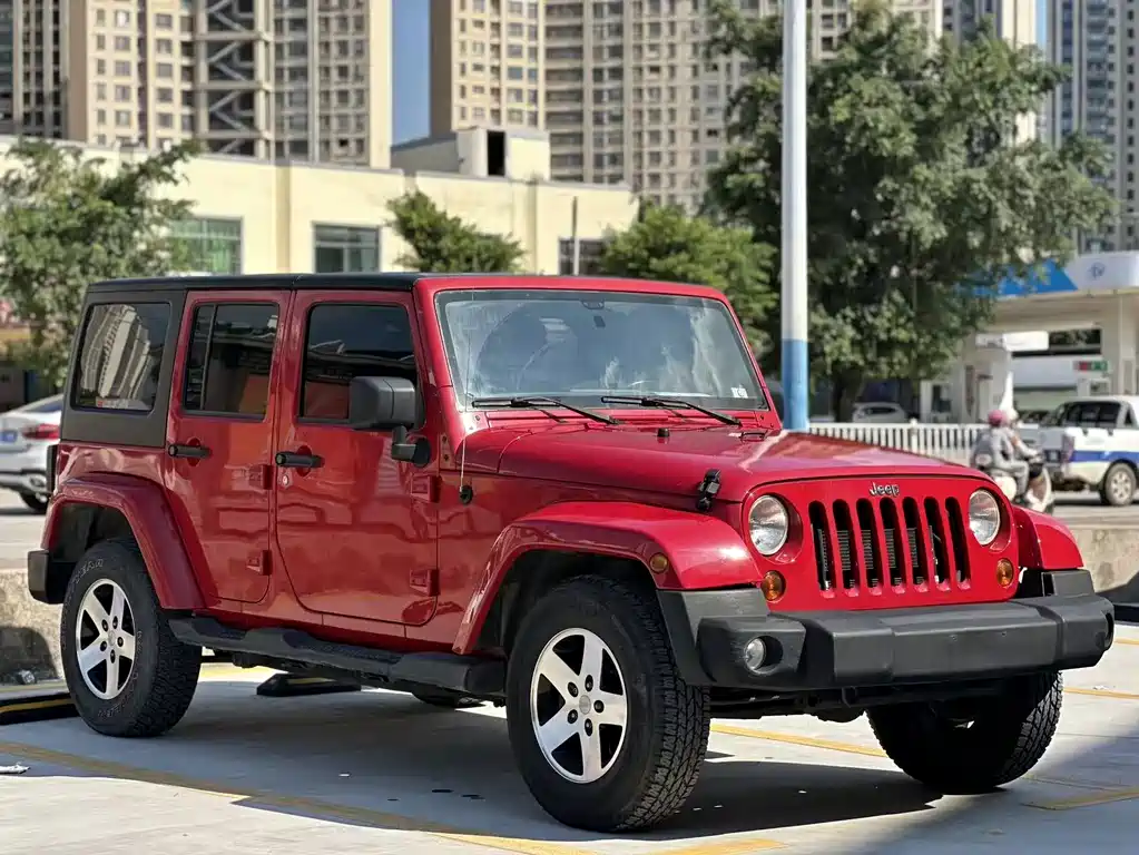 Jeep Wrangler 2012 — фото 3