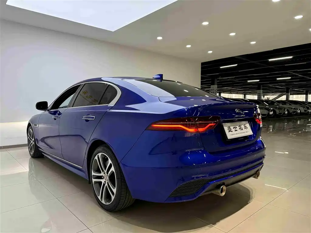 Jaguar XEL 2020 — фото 19