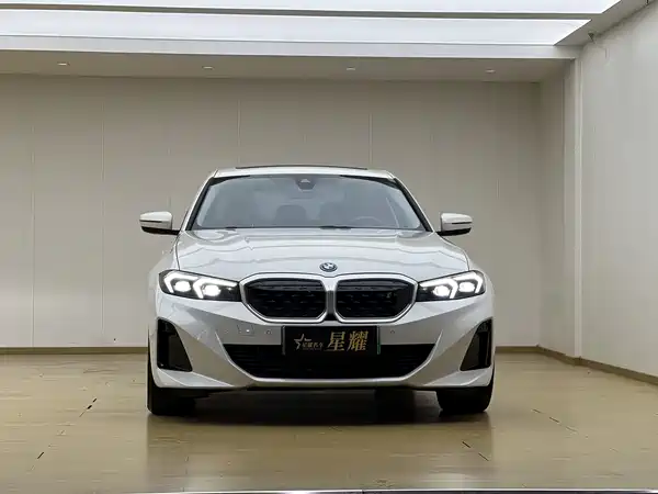 BMW i3 2024