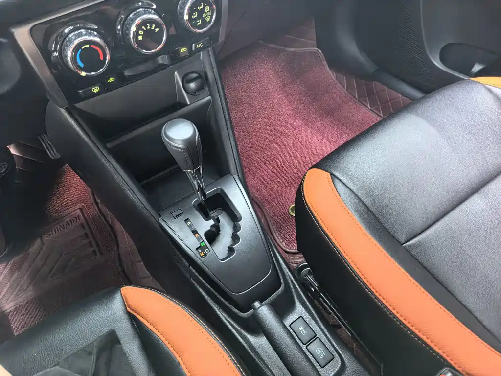 Toyota Yaris L 2022 — фото 17