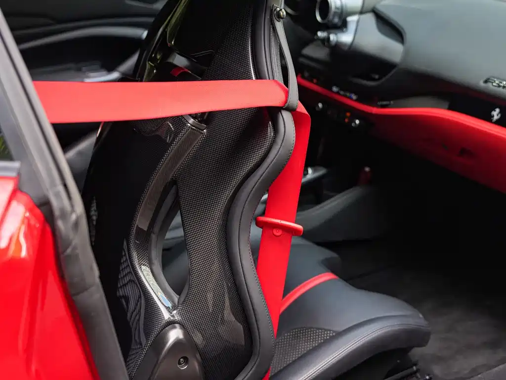Ferrari F8 2022 — фото 15
