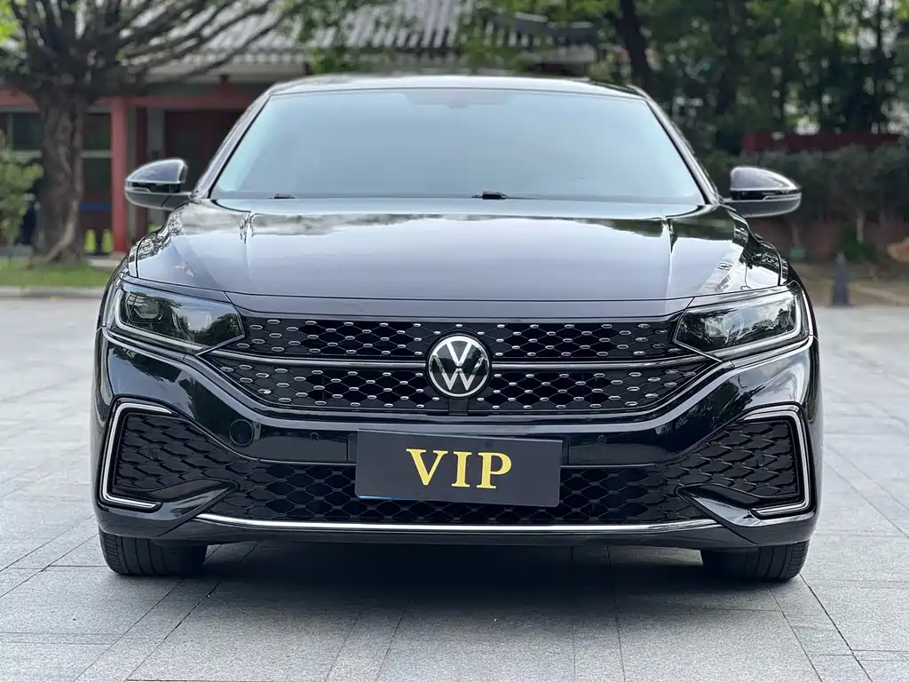 Volkswagen Passat 2022