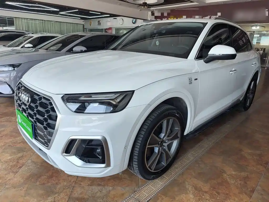Audi Q5L 2023 — фото 2