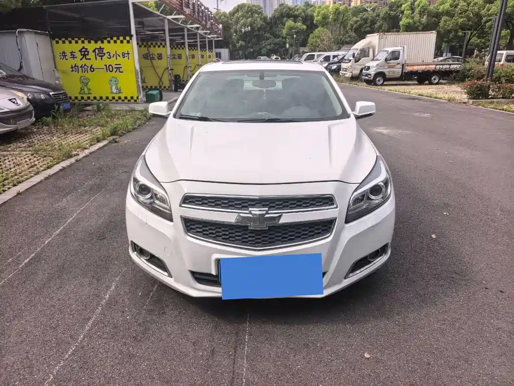 Chevrolet Malibu 2015 — фото 1