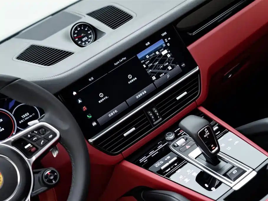 Porsche Cayenne 2022 — фото 14