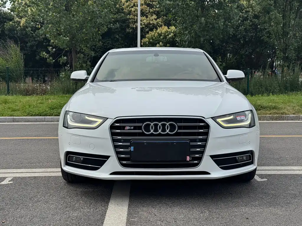 Audi A4L 2015 — фото 2