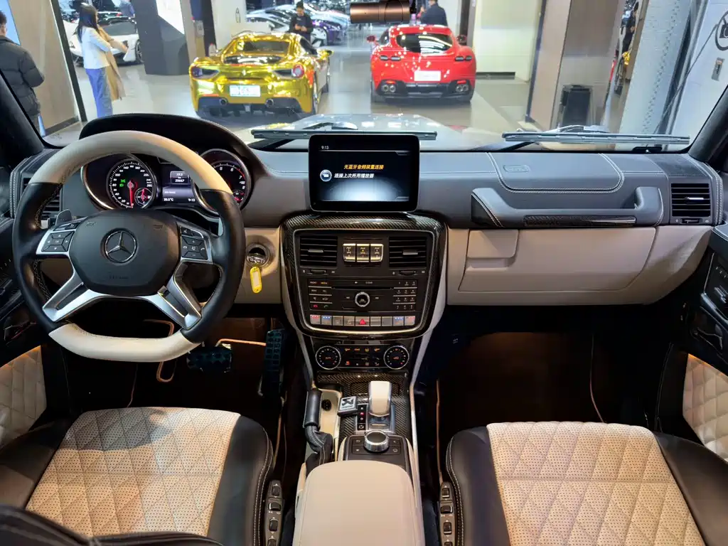Mercedes-Benz G-Class 2018 — фото 19