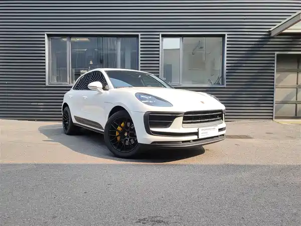 Porsche Macan 2022