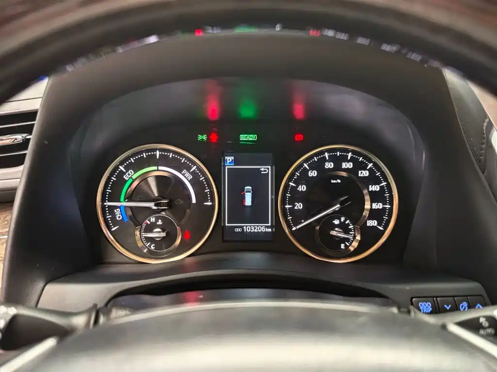 Toyota Alphard 2022 — фото 10