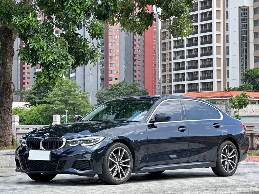 BMW 3 Series 2022