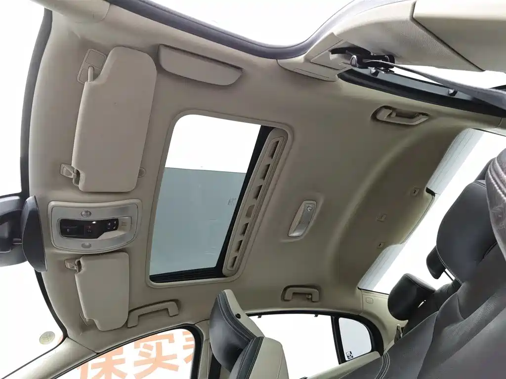 Volvo S60 2014 — фото 14