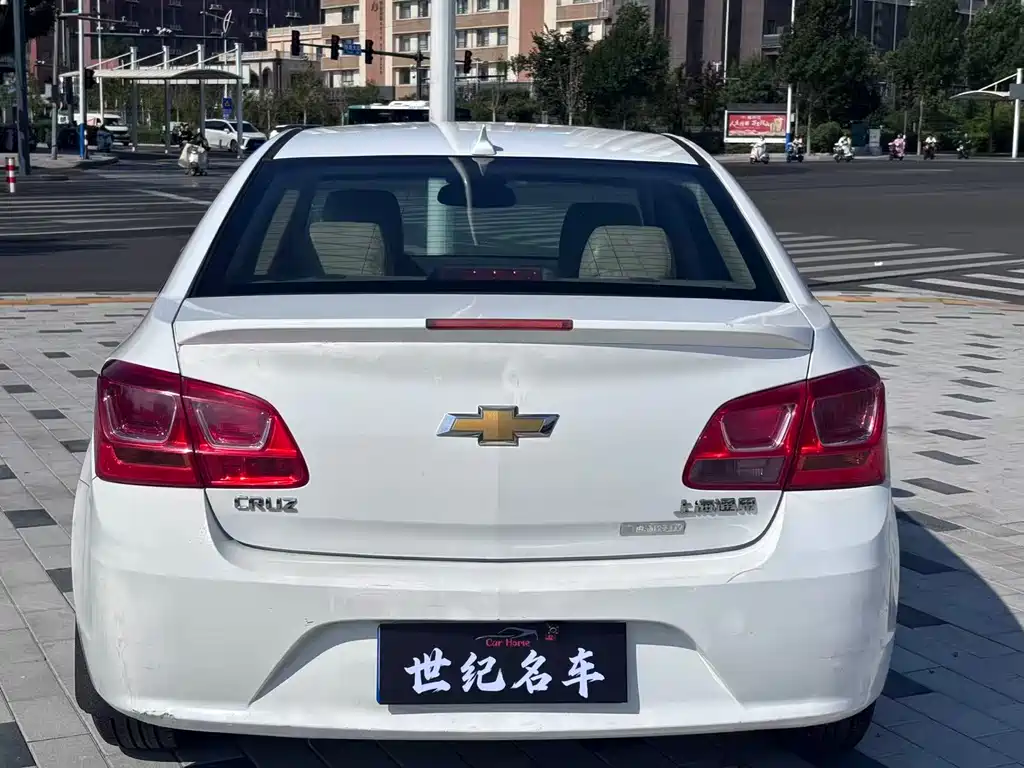 Chevrolet Cruze 2015 — фото 8