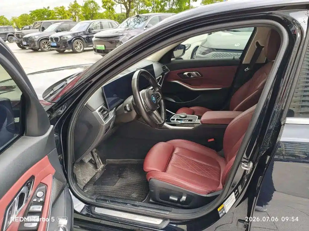 BMW i3 2023
