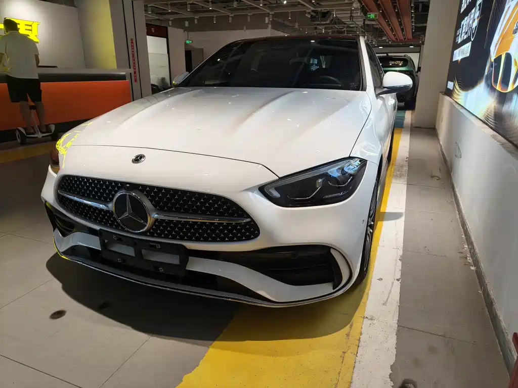 Mercedes-Benz C-Class 2023