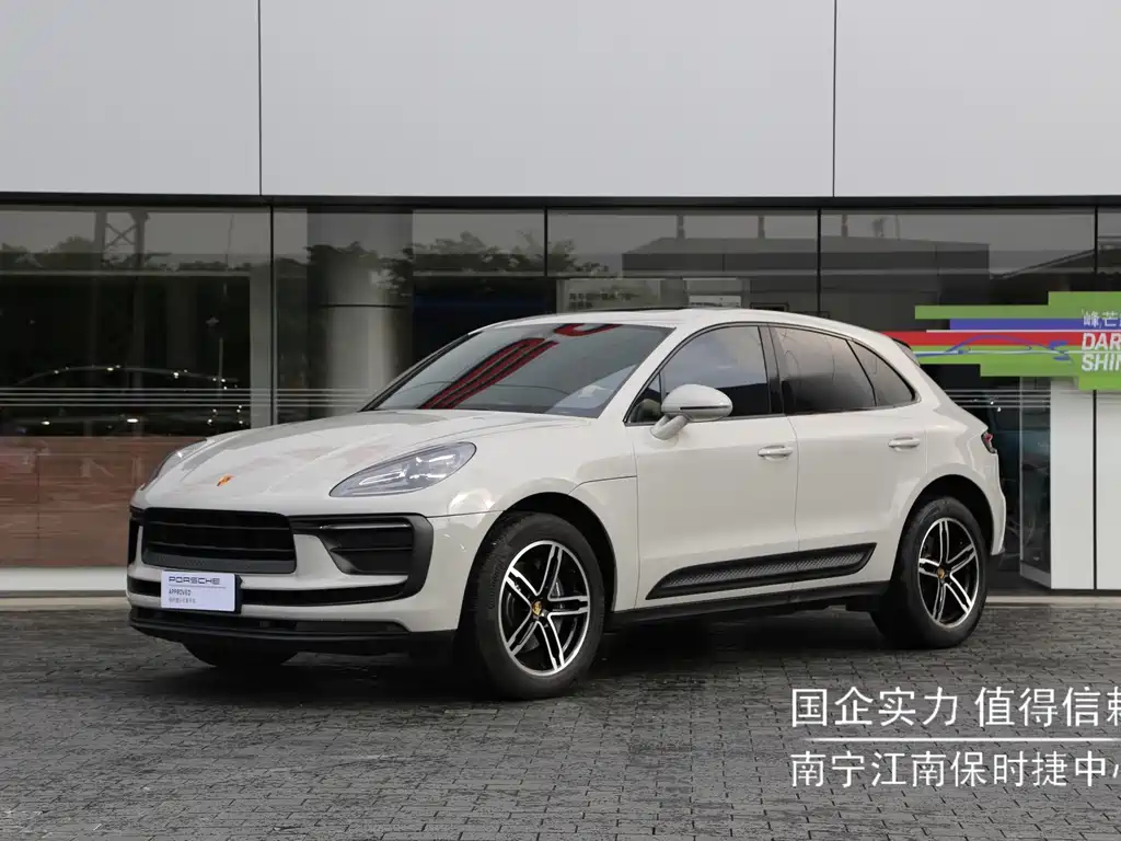 Porsche Macan 2023 — фото 1
