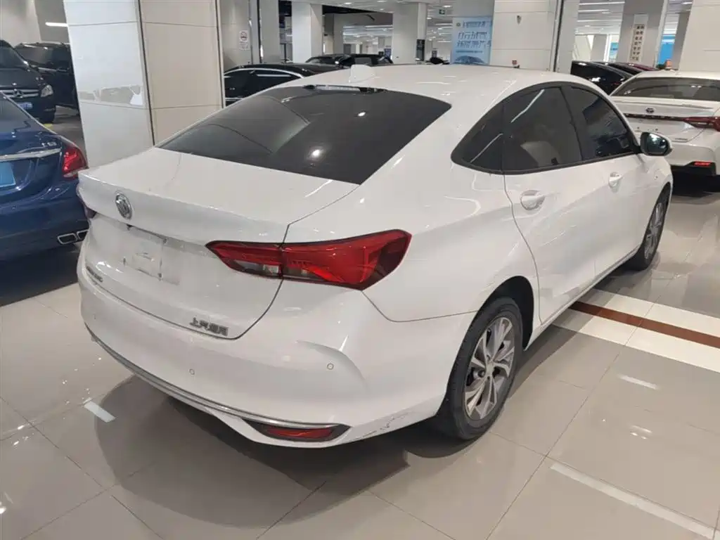 Buick Verano 2022 — фото 7